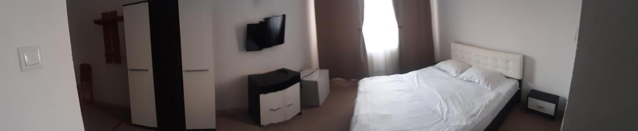 Albergue Casablanca Craiova Exterior foto