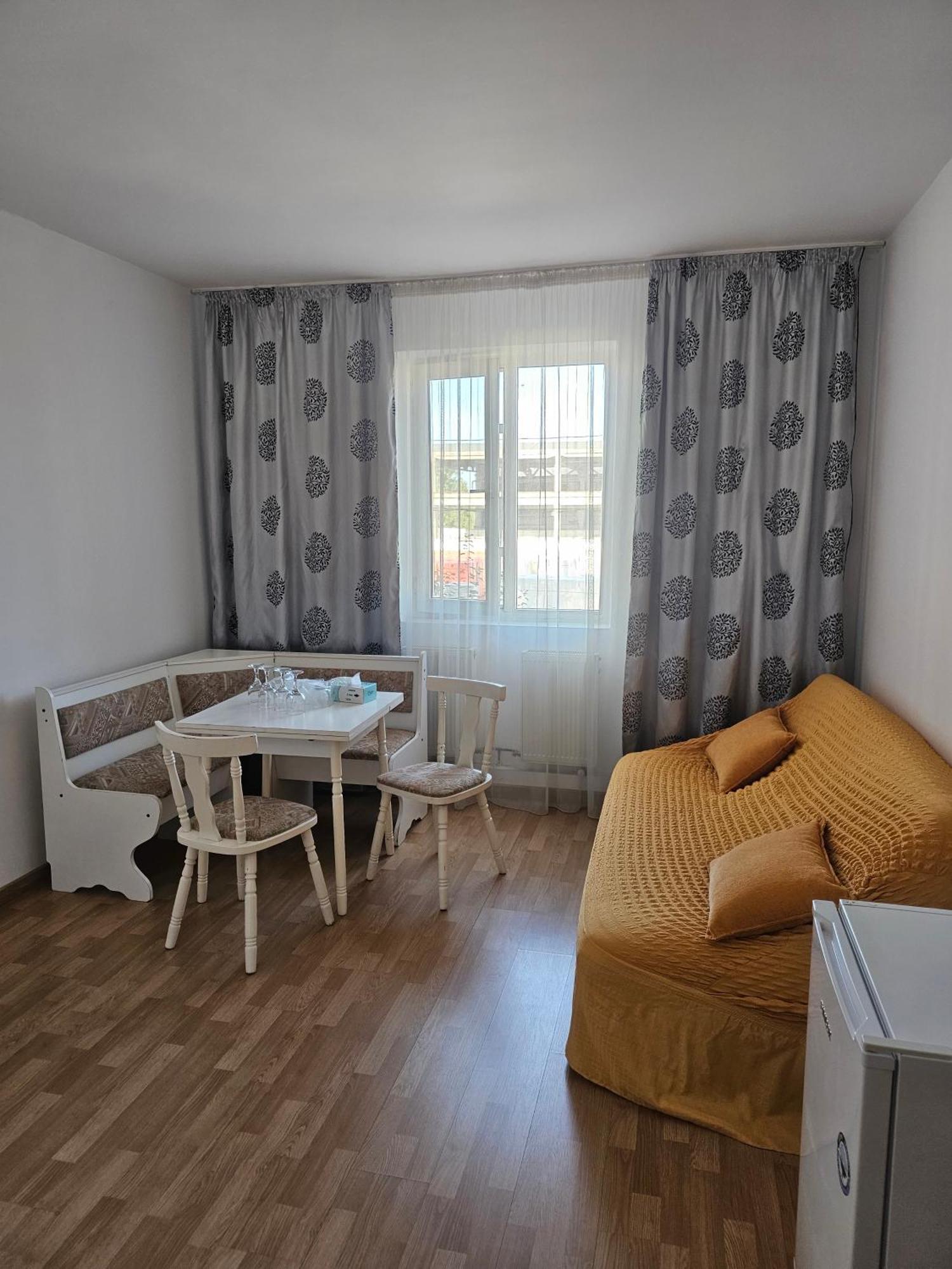 Albergue Casablanca Craiova Exterior foto